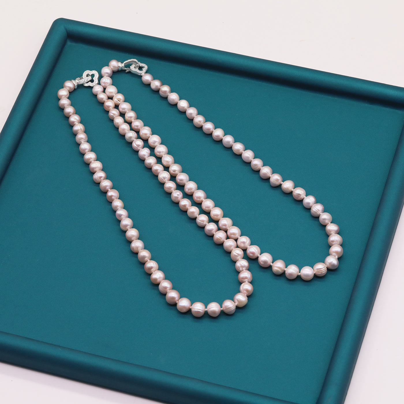 Pink Freshwater Pearl Necklace with Hollow Four-Leaf Clover Clasp Perfect for Daily Wear Special Occasions like Weddings, Birthdays, Anniversaries Valentine's Day【NK-XL2501-Pink-03】