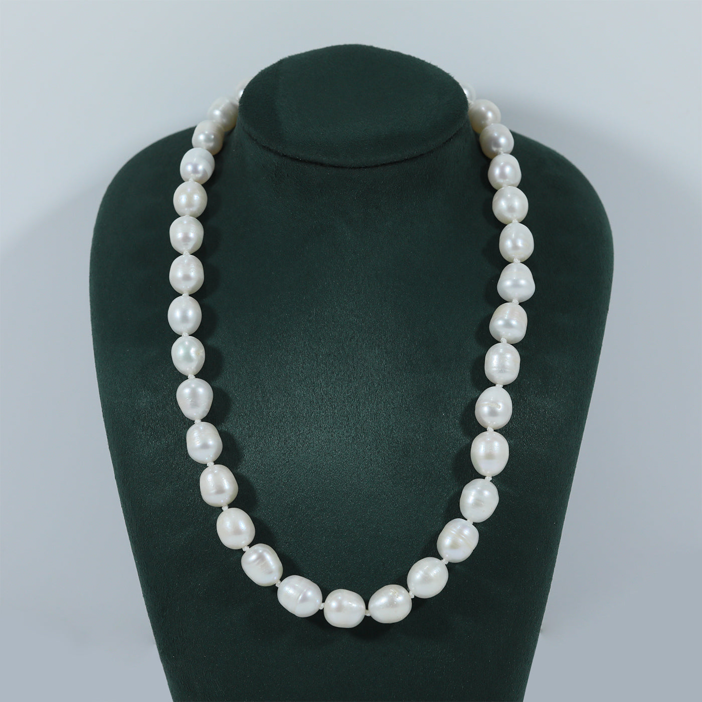 10-11mm Freshwater Pearl Necklace - Exquisite 18 Inch Handcrafted Jewelry with 925 Silver Plated Clasp, Luxurious Style for Women, Ideal for Daily Wear, Special Occasions, and Christmas Gifting