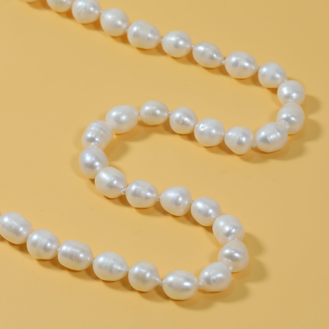 10-11mm Freshwater Pearl Necklace - Exquisite 18 Inch Handcrafted Jewelry with 925 Silver Plated Clasp, Luxurious Style for Women, Ideal for Daily Wear, Special Occasions, and Christmas Gifting
