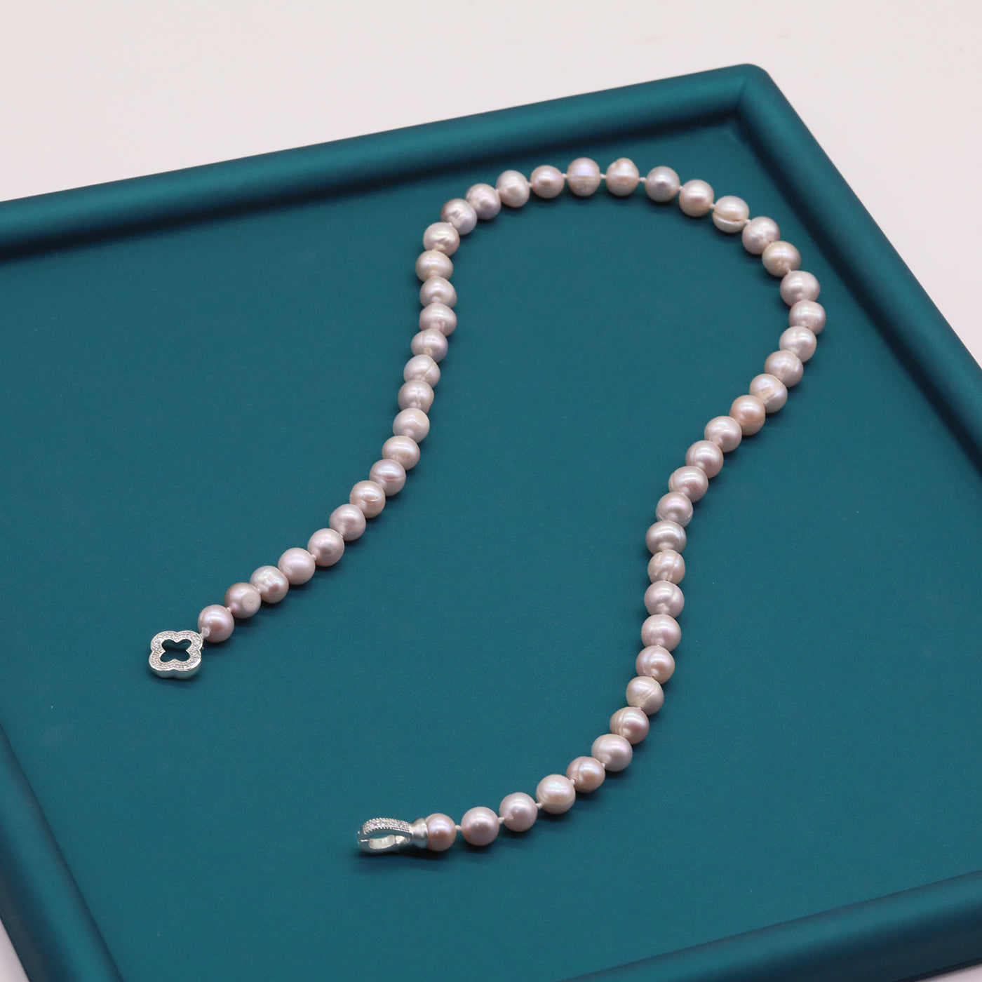 Pink Freshwater Pearl Necklace with Hollow Four-Leaf Clover Clasp Perfect for Daily Wear Special Occasions like Weddings, Birthdays, Anniversaries Valentine's Day【NK-XL2501-Pink-03】