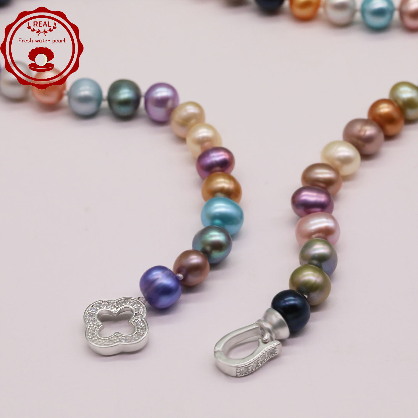 Natural Multicolor Freshwater Pearl Necklace Handmade 18.1Inch Length 7-8Mm Natural Freshwater Pearl Necklace with Flower Clasp Genuine Freshwater Pearl Necklace Comes with Gift Box - Perfect for Daily, Party, Wedding, Valentine'S Day and Christmas