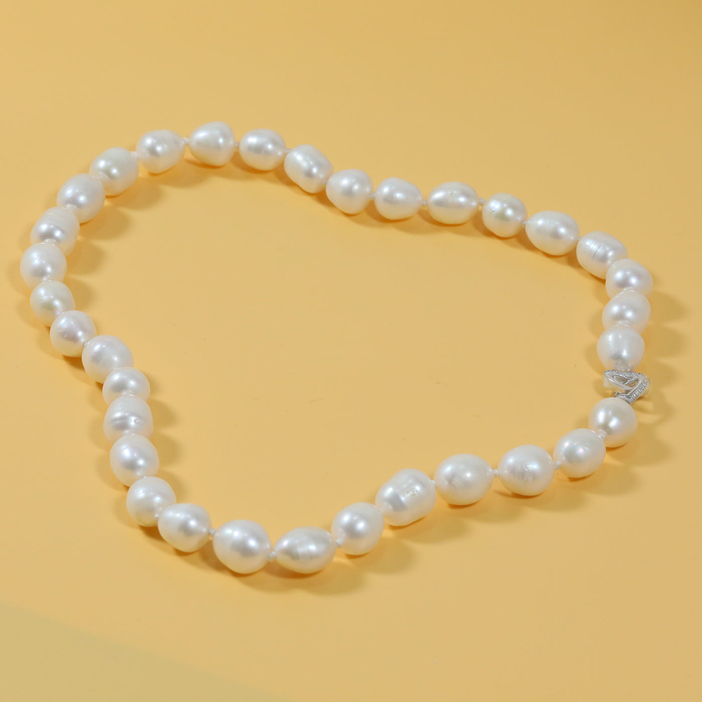10-11mm Freshwater Pearl Necklace - Exquisite 18 Inch Handcrafted Jewelry with 925 Silver Plated Clasp, Luxurious Style for Women, Ideal for Daily Wear, Special Occasions, and Christmas Gifting