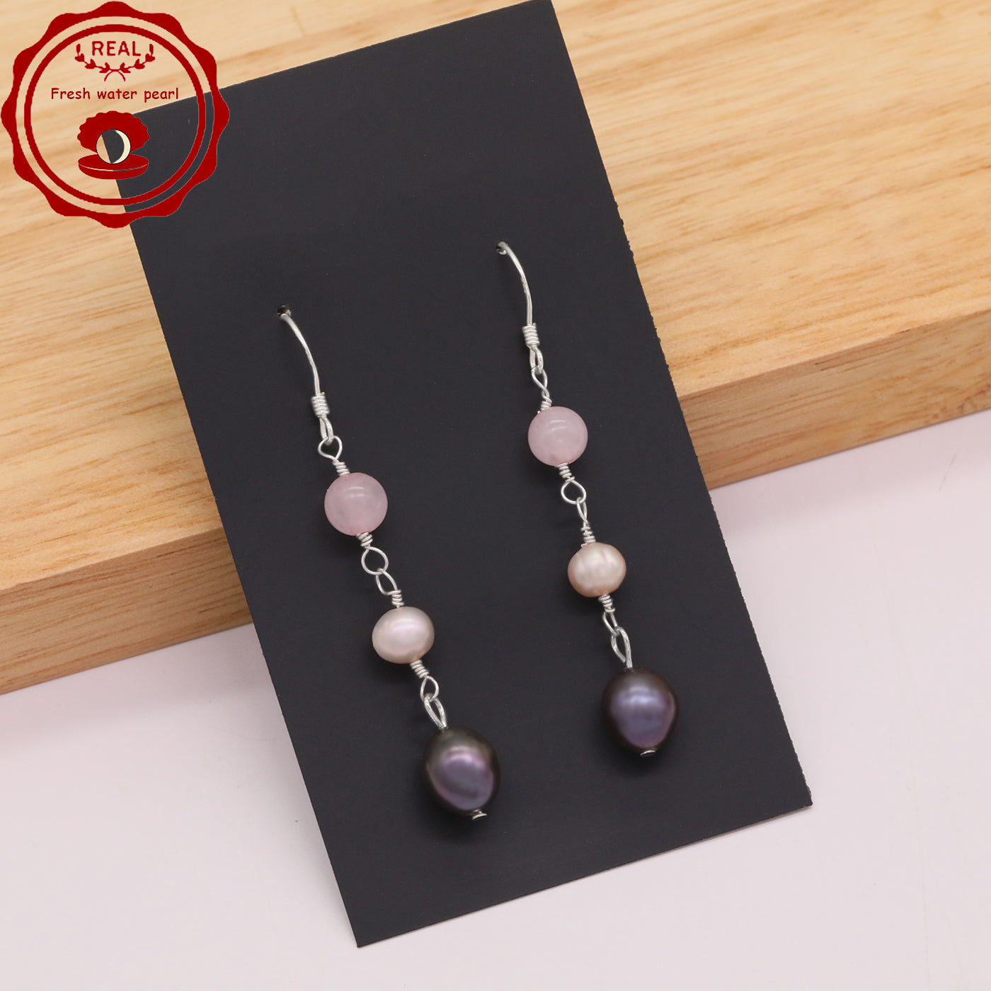 1 pair of stylish 925 silver and Fresh Water Pearl earrings Elegant fresh water pearl pendant earrings, ideal for Christmas and Valentine's Day holiday gifts, perfect for everyday, wedding, birthday party, anniversary earrings