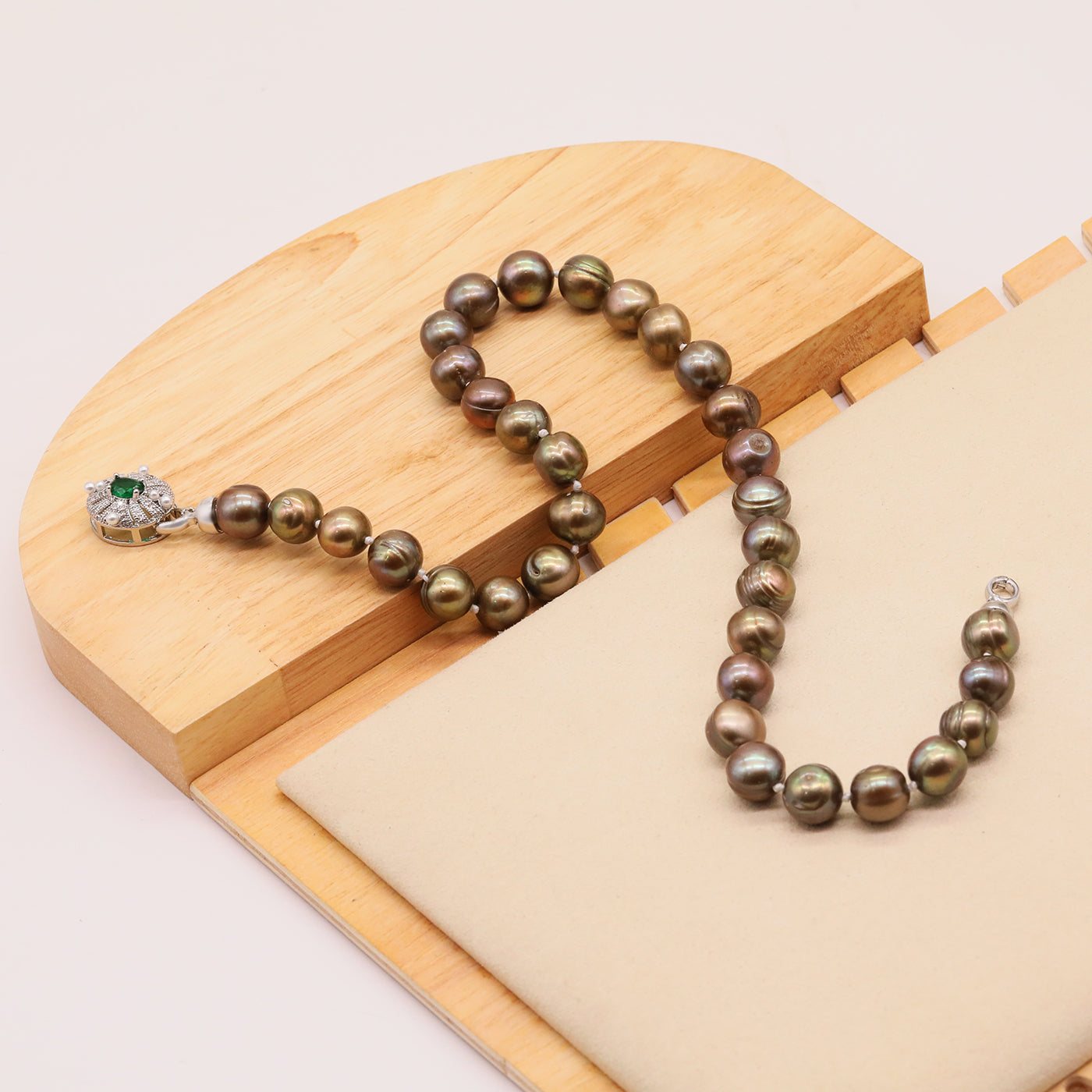 Elegant 10-11mm  Freshwater Pearl necklace Handmade 17.7 inch long necklace with unique silver plated buckle Delicate Valentine's Day gift, suitable for everyday, party wearing men and women brown freshwater pearl necklace[XL-2501Golden-01]