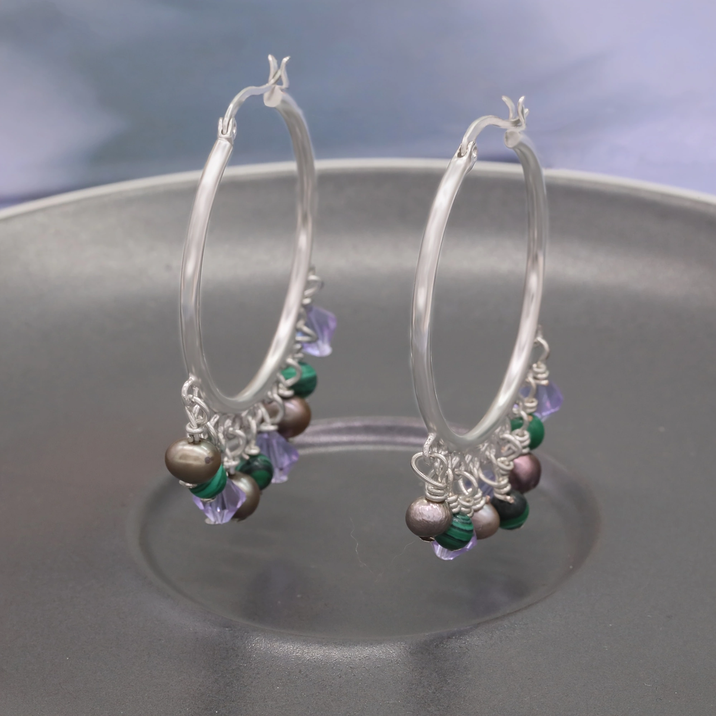 A pair of hoop earrings Boho style fresh water pearl and stone earrings in a lovely tassel style design, perfect for birthdays, anniversaries, Valentine's Day gifts, with gift box[EH-2501Colour-01]