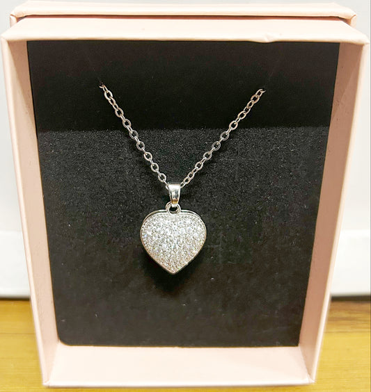 Beautiful 925 sterling silver 2 part cystal heart with freshwater pearl and crystal stones boxed